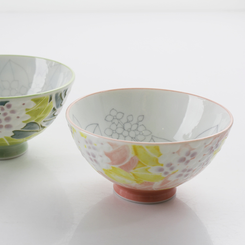日本进口 陶瓷和风手绘浮雕小花 米饭碗可爱甜点碗小清新陶瓷碗