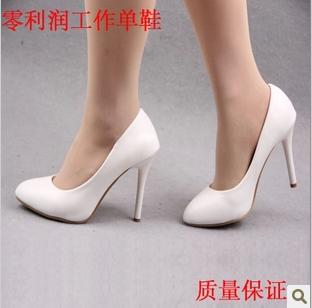 正品特价2014韩版细高跟鞋性感公主女单鞋白黑色舞台演出工作鞋子