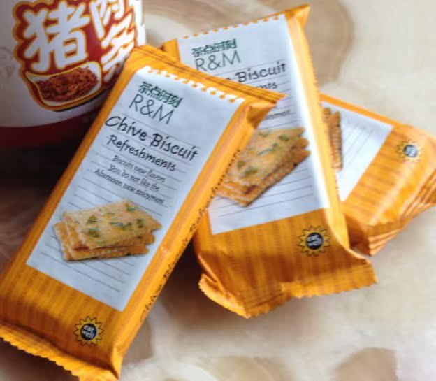 香港宏亚监制茶点时刻香葱饼干特产  零食饼干 整箱批发