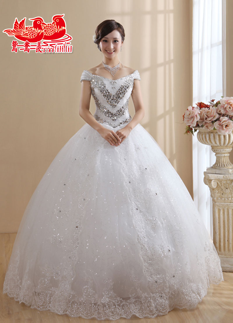 2014最新款韩版婚纱出门纱齐地露背一字肩包肩huns wedding dress
