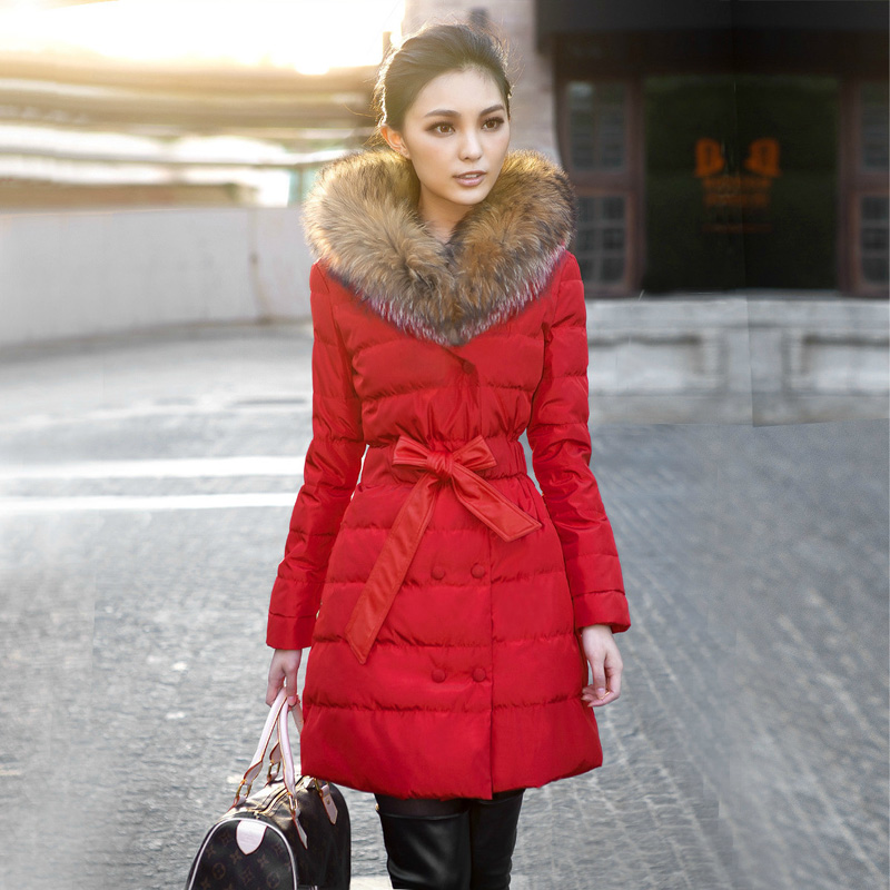 2014新款玥影超大毛领时尚修身红色中长款羽绒服女显瘦冬装外套潮