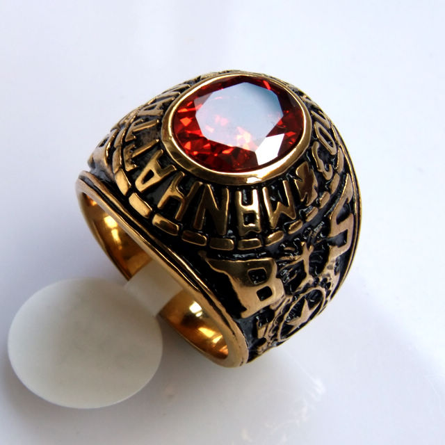 曼哈顿大学纪念戒指男士钛钢宝石指环永不生锈欧美精品霸气饰品