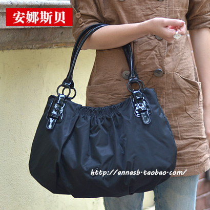 2014新款潮包包 水饺形韩版防水尼龙女包 黑色单肩包牛津布手提包