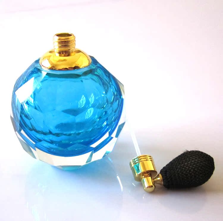 欧式绚丽琉璃香水瓶 汽车摆件玻璃饰品 创意礼品 喷雾式香水座