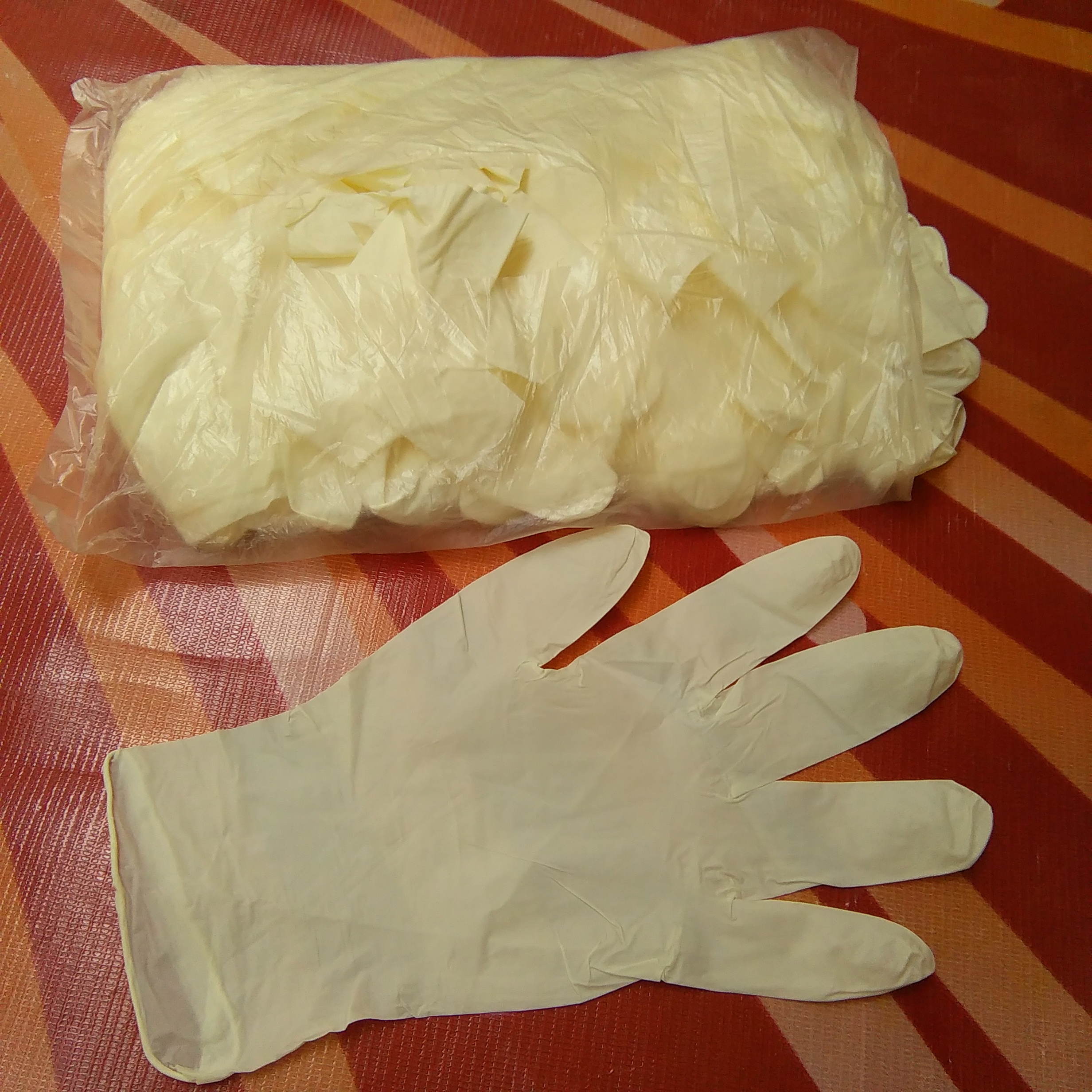一次性白色合成手套/袋100只家务厨房劳保防护防水左右通用皮手套