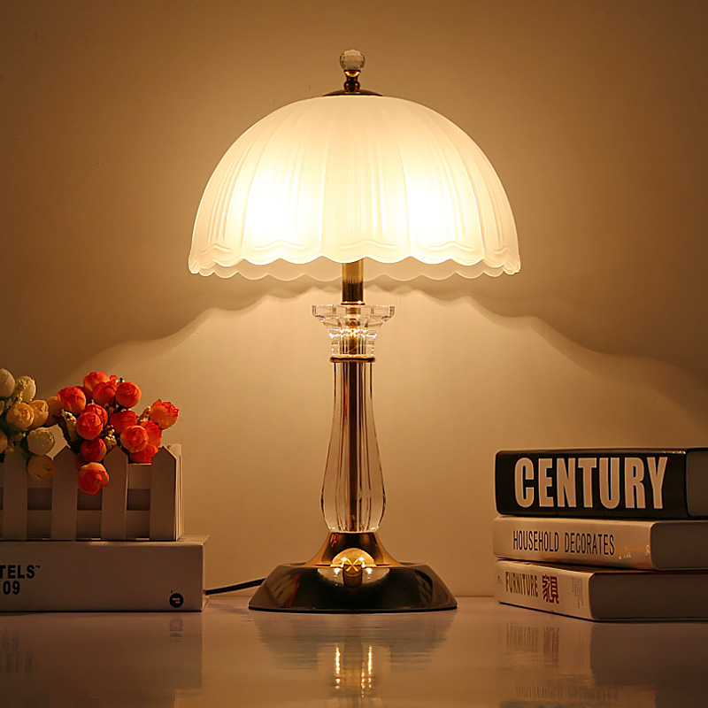 现代简约欧式风格可调光台灯床头灯卧室台灯水晶玻璃台灯