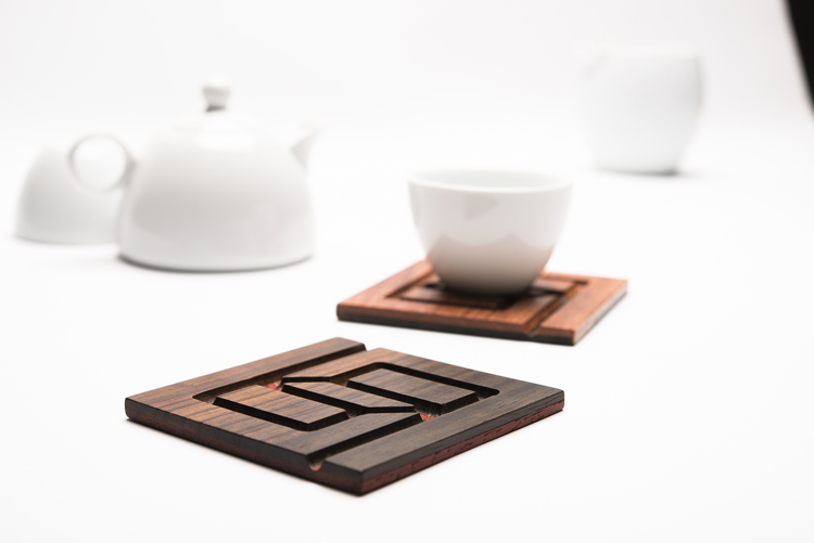 木制杯垫　创意茶具配件　带镂空图案茶托　红木雕刻隔热垫　包邮