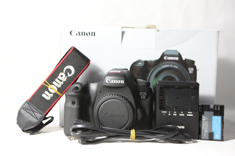 95新 Canon/佳能 EOS 6D 单机 专业单反相机 二手高端佳能 6d