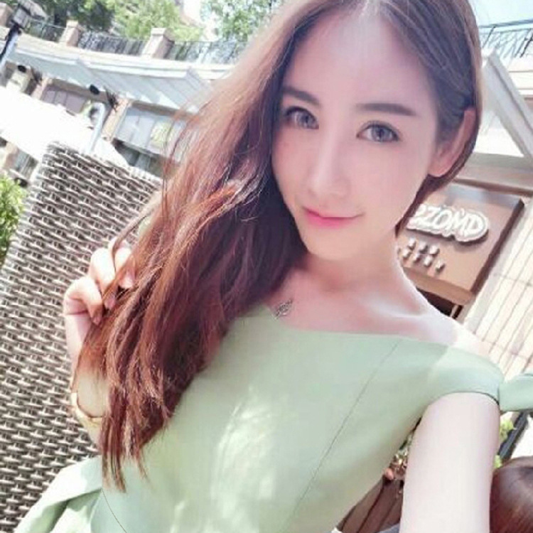 2015夏装新款韩版女装性感修身蝴蝶结露肩一字肩纯色领连衣裙F937
