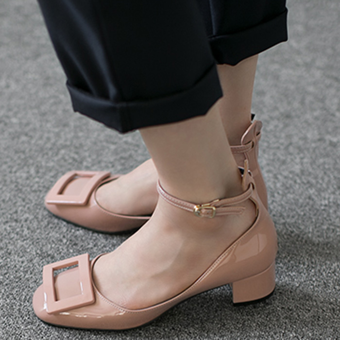 韩国代购女鞋2015春方形装饰浅口搭扣裸色甜美漆皮中跟单鞋xq011