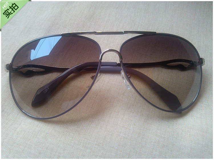 时尚墨镜2013新款优雅运动太阳镜眼镜 驾驶镜 女小框金属 包邮