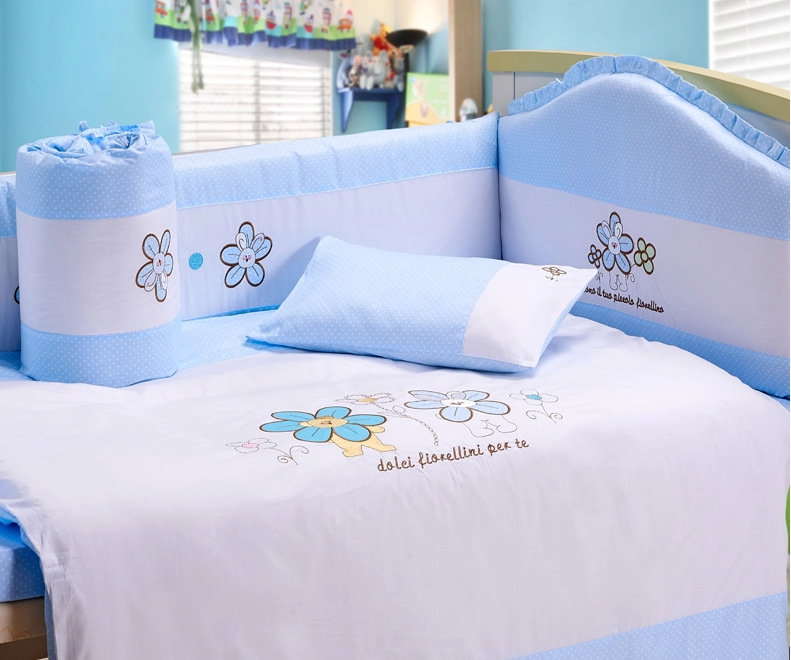 高档婴幼儿床上用品套件四件套多件套水晶家纺床围可拆卸床靠棉被
