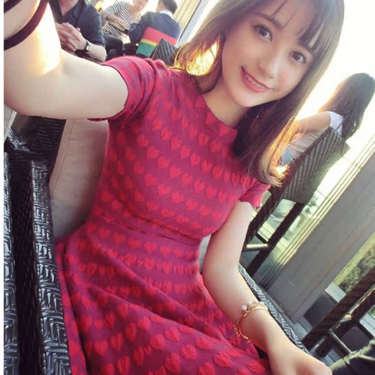 2015年夏季新款修身显瘦红色针织桃心浮漂爱心图案圆领高腰连衣裙