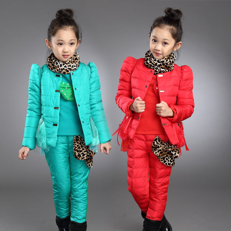 韩版童装女童加绒加厚冬装潮 中大童休闲运动三件套 送豹纹围脖