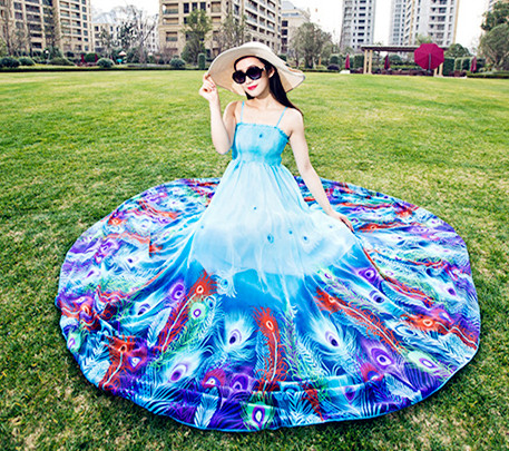 2015夏新品蓝色孔雀印花波西米亚超大摆裙吊带沙滩裙送丝巾连衣裙