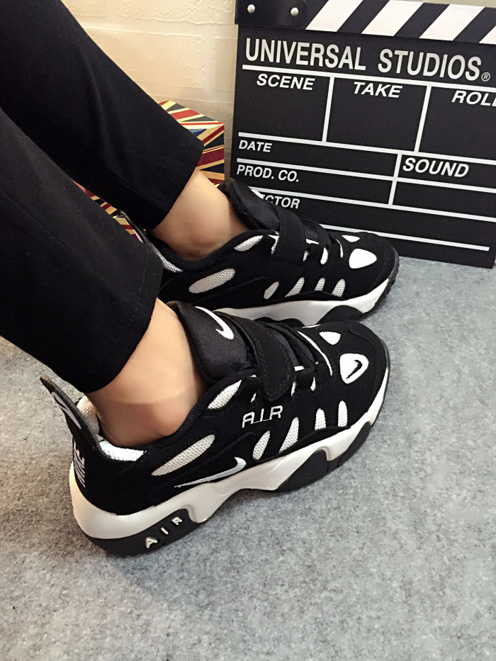 韩国ulzzang黑白螃蟹奶牛跑步鞋学生运动鞋拼色厚底休闲女鞋包邮