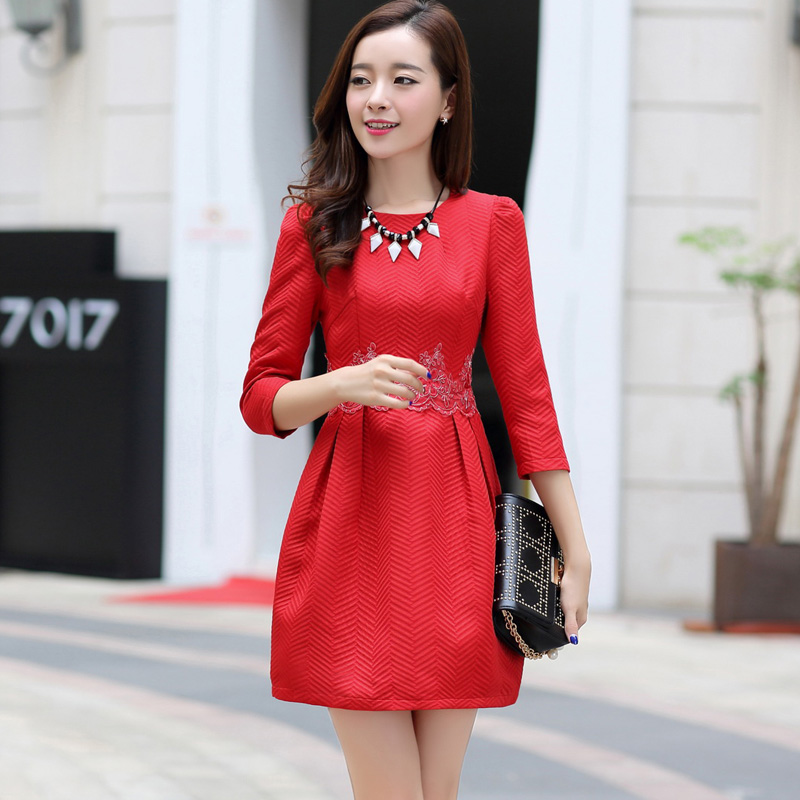 2015秋季新品韩版修身显瘦纯色气质七分袖中长款大红色灯笼连衣裙