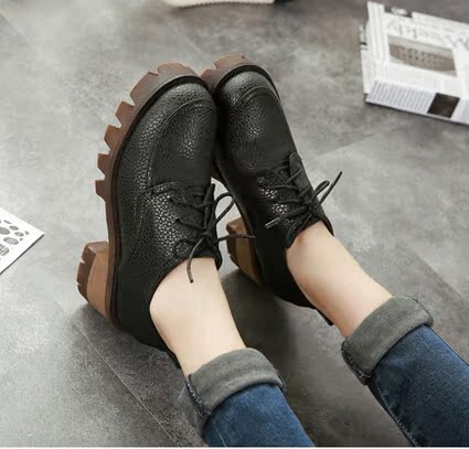 2015秋季 韩版新款复古粗跟小白鞋擦色系带单鞋