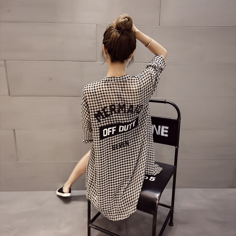 2016夏新款韩版格子字母中长款开衫衬衫女超薄雪纺防晒衫衬衣C707