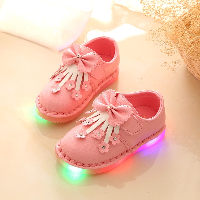 秋季新款女童鞋LED亮闪灯单鞋儿童皮鞋 韩版公主鞋软牛筋底宝宝鞋