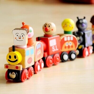 木制磁性拖拉小火车 儿童宝宝玩具 1-3岁小车车 可搭配轨道积木