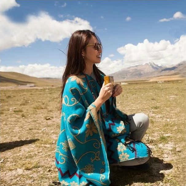 开叉大披肩加厚保暖斗篷西藏旅行民族风围巾羊毛女超大长款防晒