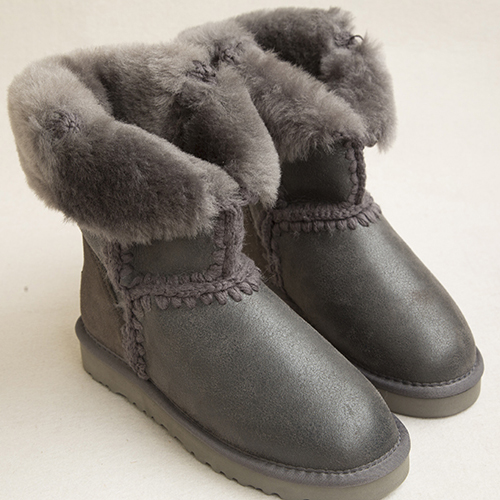 2015新款羊皮毛一体雪地靴 流苏雪地靴