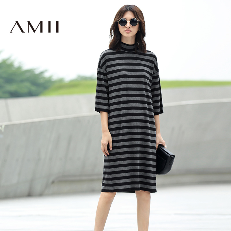 Amii[极简主义]2016秋新女大码休闲条纹落肩袖弹性连衣裙11681965