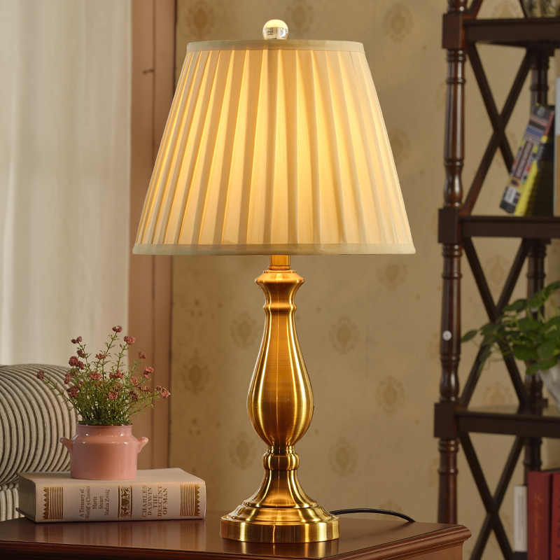 美式奢华装饰复古铜台灯欧式金色床头灯卧室台灯现代创意温馨客厅