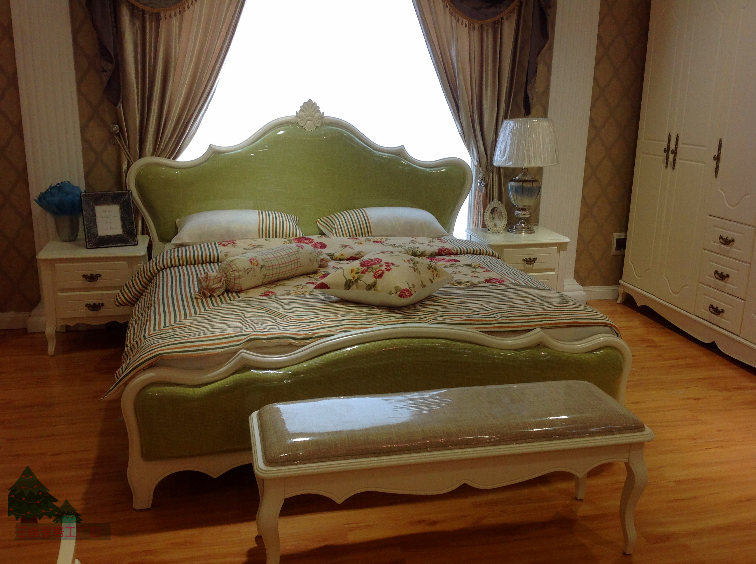 欧式床 简约实木 1.8M 双人床 婚床带软靠 美式 橡木床 高箱储物