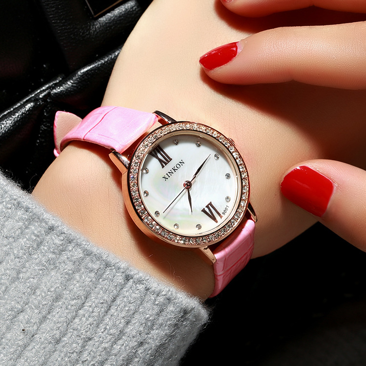 韩版新款时尚防水皮带女表贝壳面 圆形镶钻手表女学生潮流腕表
