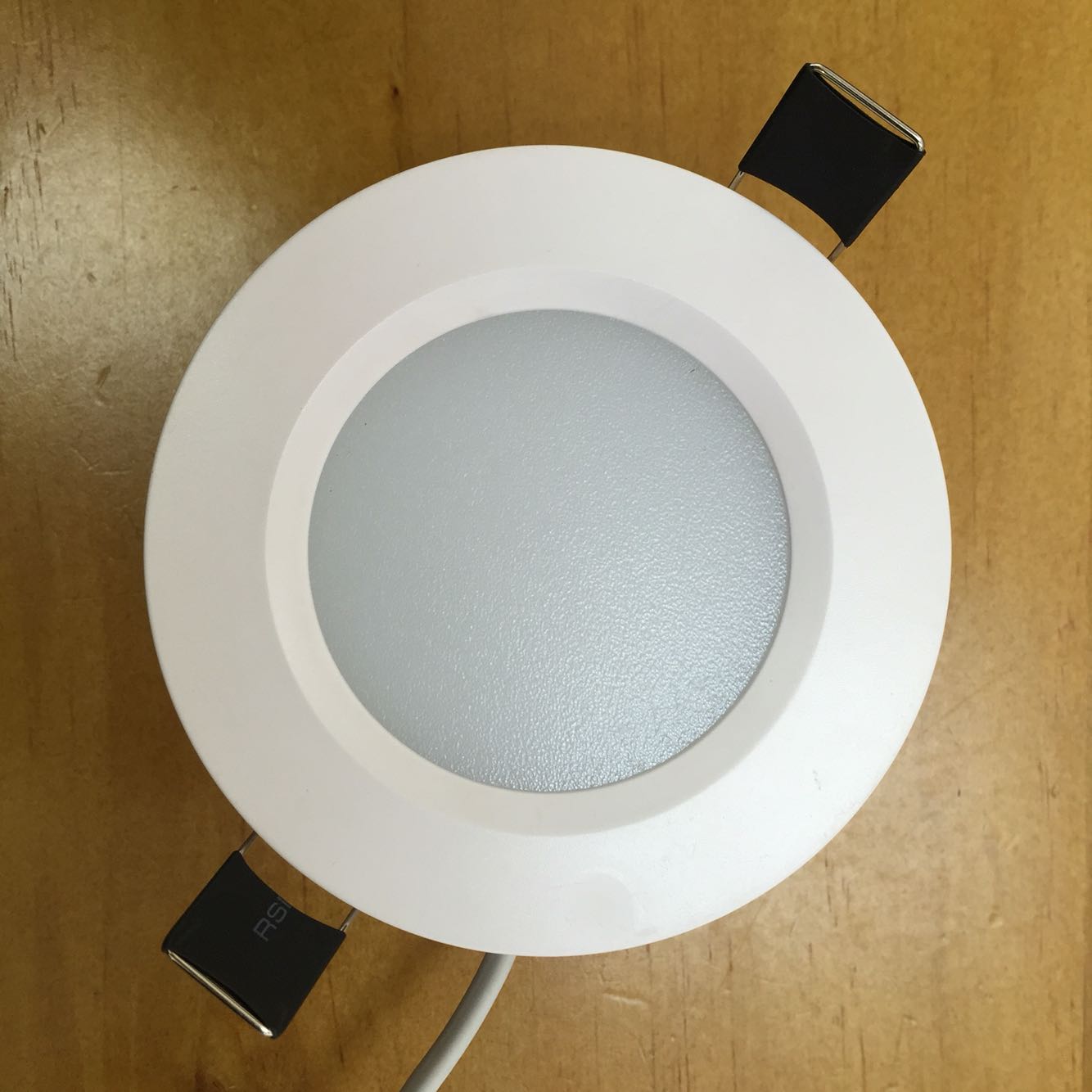 高亮度一体化LED筒灯5W 2.5寸开孔7.5开孔8公分背景墙护眼防雾