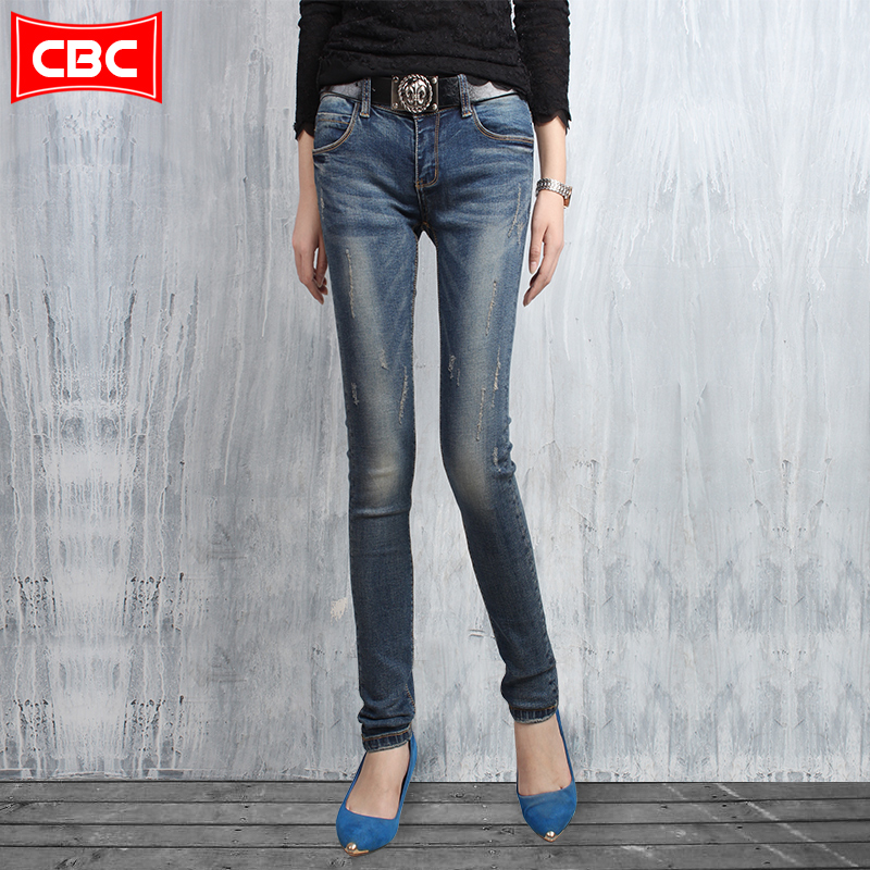 CBC春夏新款牛仔裤浅蓝为主 小脚直筒修身显瘦中腰大码长裤