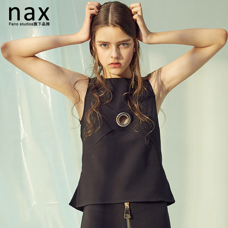 nax2016夏季新款黑色修身套头无袖开叉圆环镂空背心女短款上衣