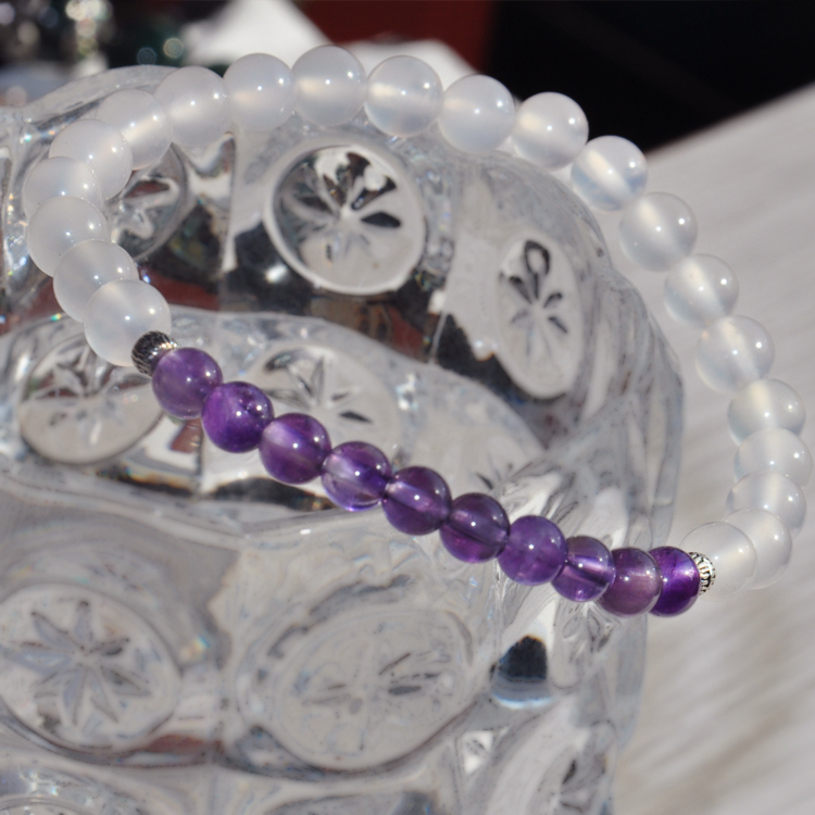 『紫雨点』马达加斯加白玉髓紫水晶甜美女式天然水晶藏银手链串珠