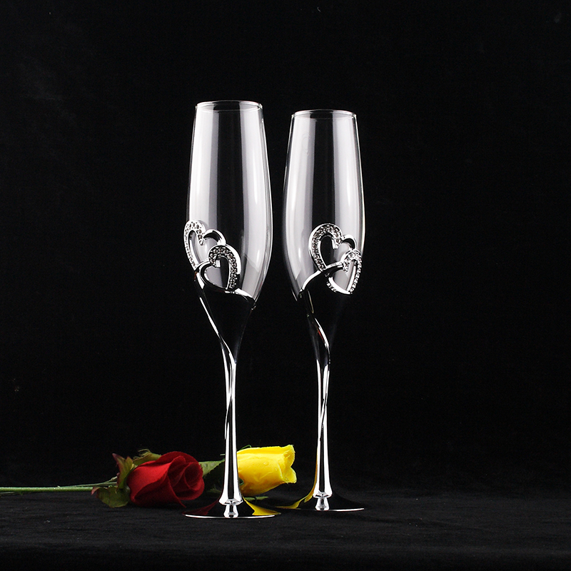 【天天特价】水晶镶钻心形创意高脚香槟杯气泡酒杯套装婚庆礼品