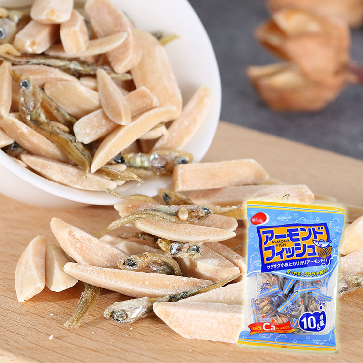 日本进口海产零食 天六加钙杏扁桃仁小鱼干 办公室小吃儿童补钙