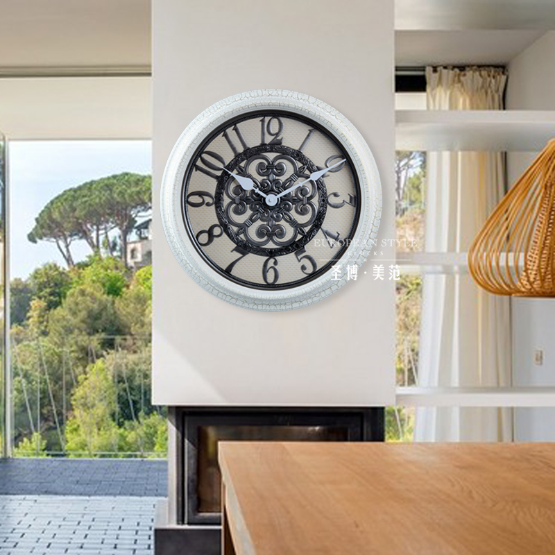 圣博美范现代创意装饰客厅静音挂钟简约欧美式家用卧室复古钟表