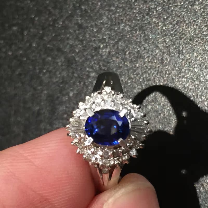 蓝宝石戒指 18k黄金梯方钻戒 天然 蓝宝石 钻石戒指