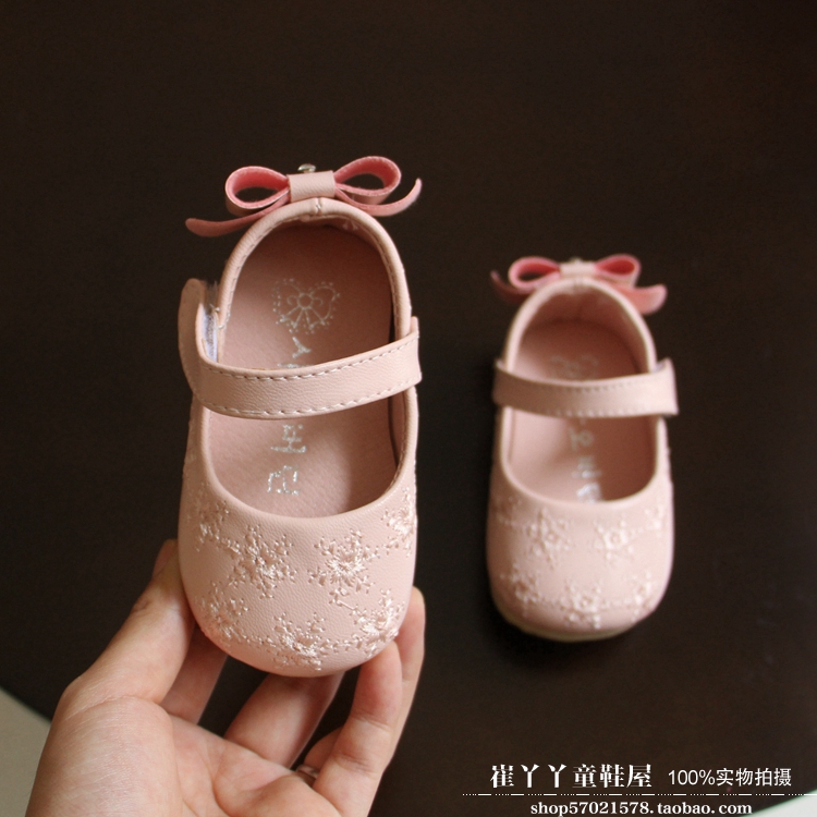 2016年秋新款公主宝宝绣花单鞋0-1-2岁婴儿软底学步鞋小女孩皮鞋