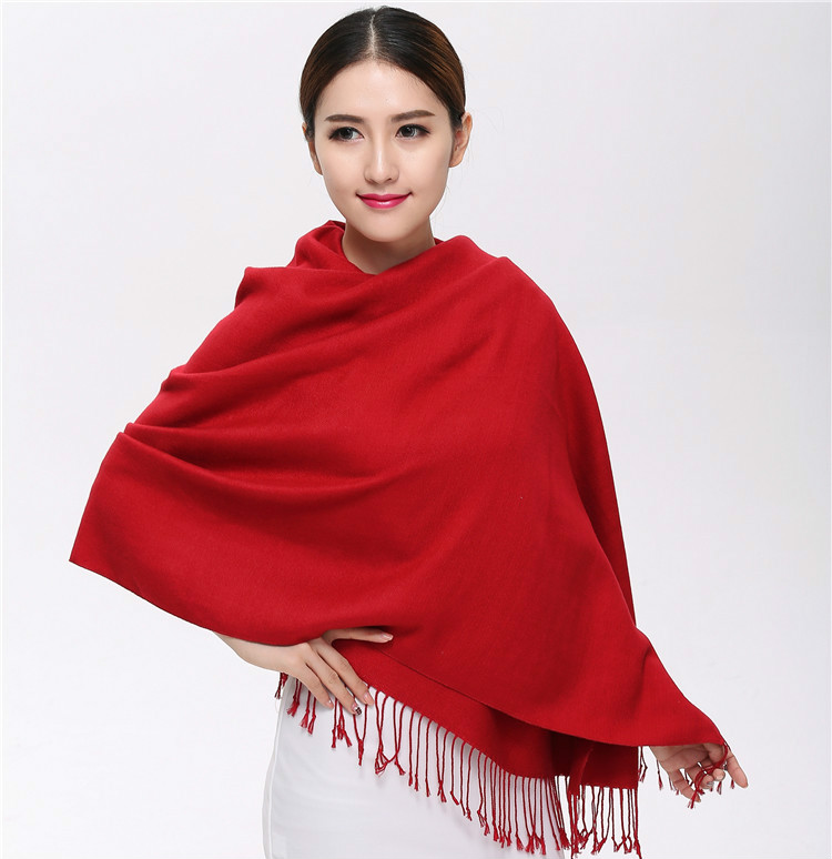 大红色秋冬新款围巾女披肩两用韩版纯色羊毛围脖加厚超长围巾